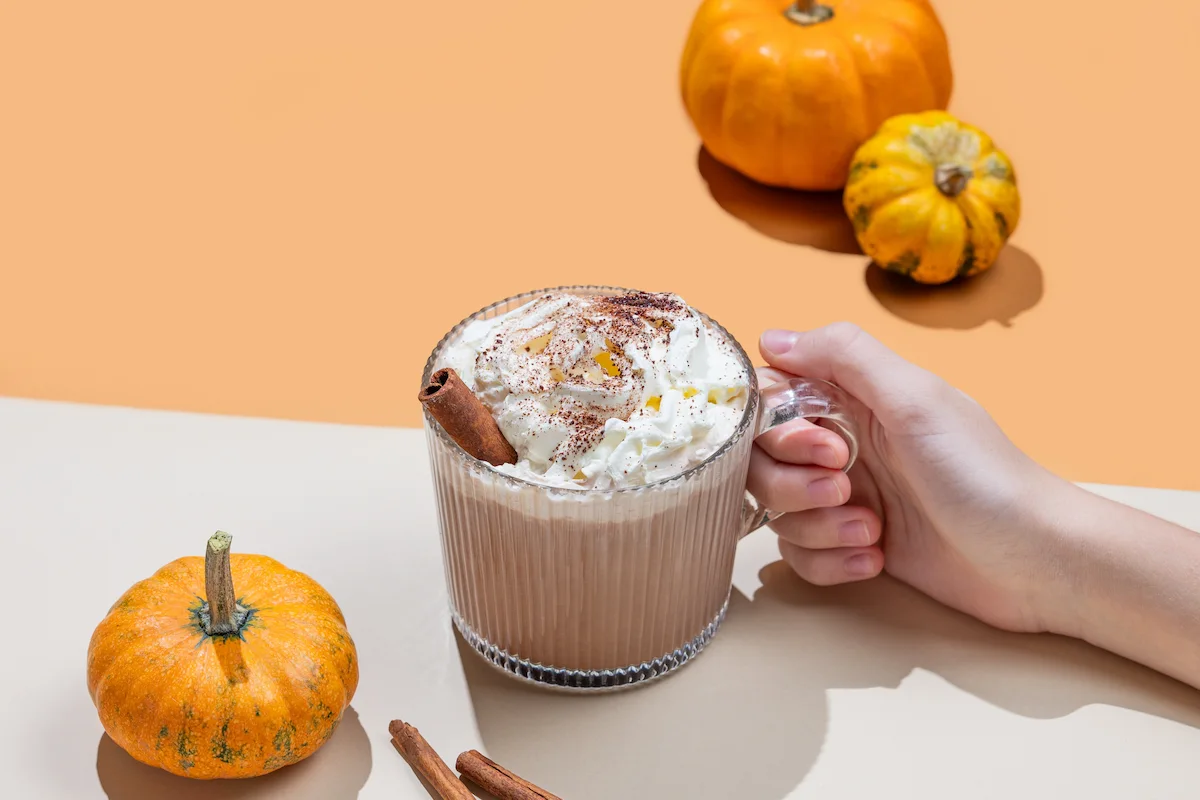 el pumpkin spice es un conjunto de especias con sabor a otoño