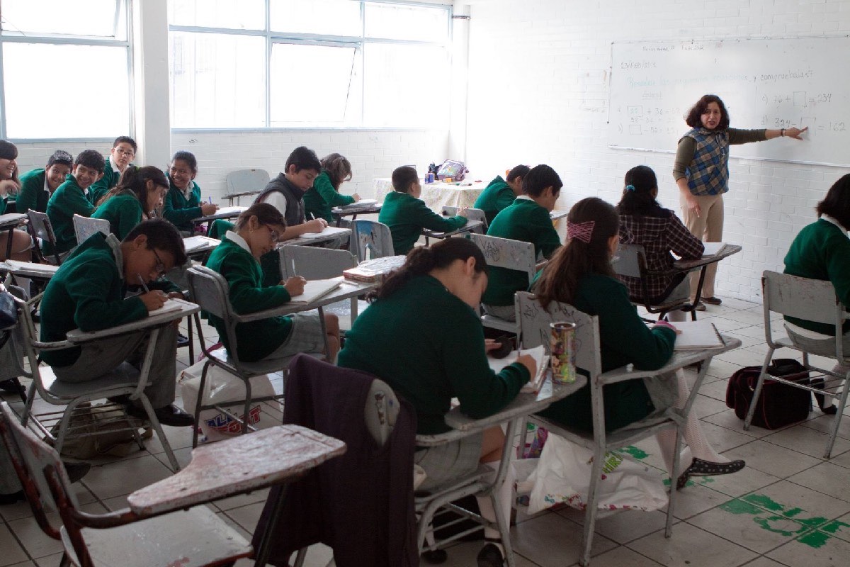 Prueba PISA reabre debate sobre Nueva Escuela Mexicana: difieren gobierno y especialistas sobre resultados