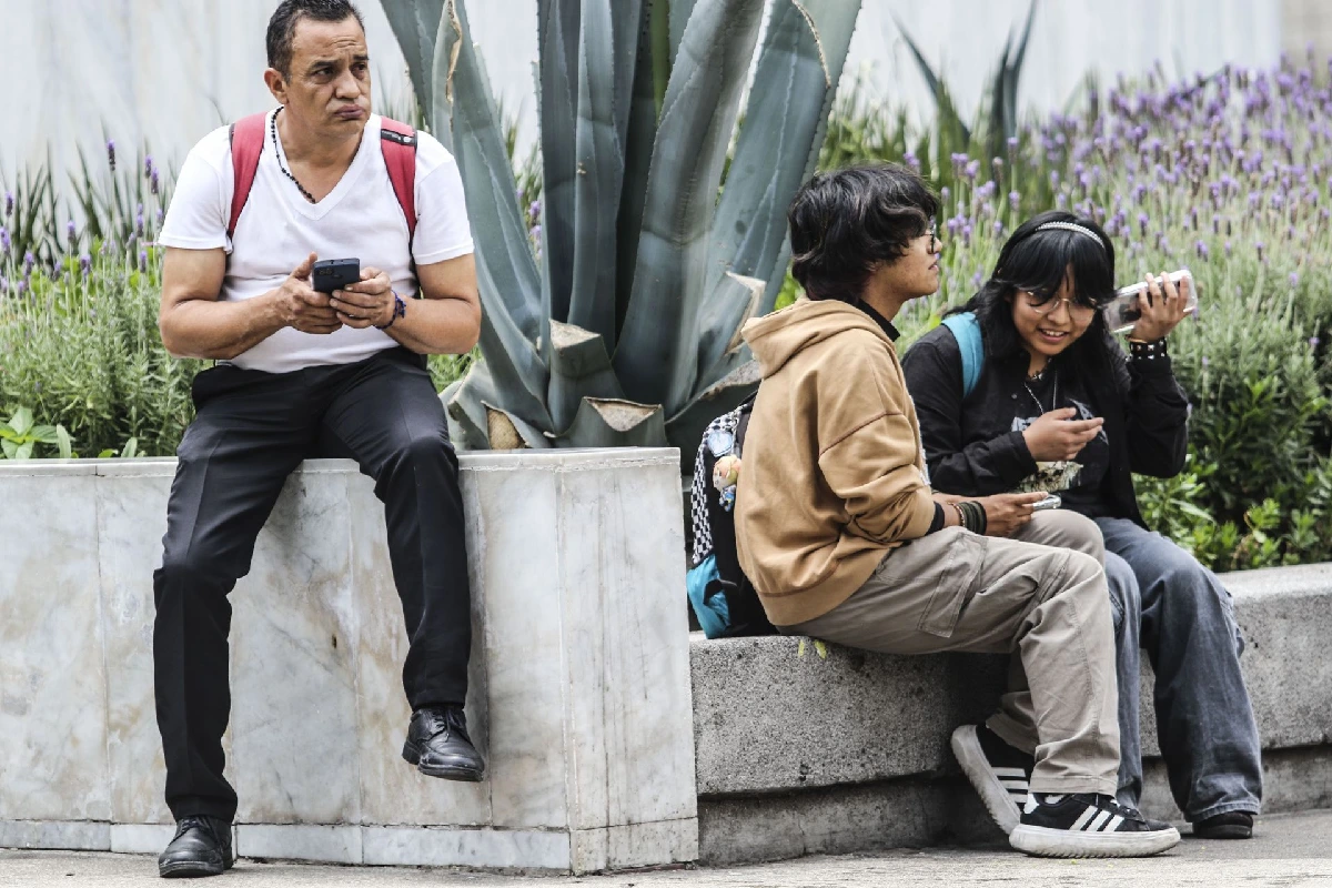 La CRT inició el corte progresivo de servicios para las líneas móviles con terminación 1. (Foto: Cuartoscuro)